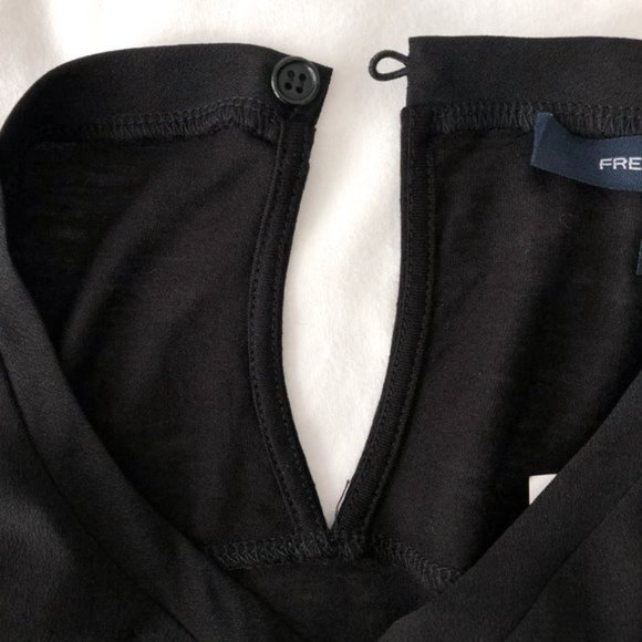 New French Connection Embroidered Eyelet Hem Short Sleeve Tee Black Size XS - Picture 12 of 16